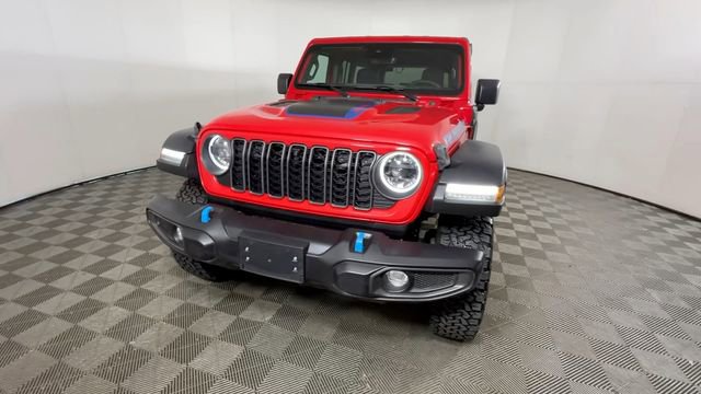 Used 2024 Jeep Wrangler Unlimited Rubicon 4xe w/ Technology Group AWD/4WD image 15