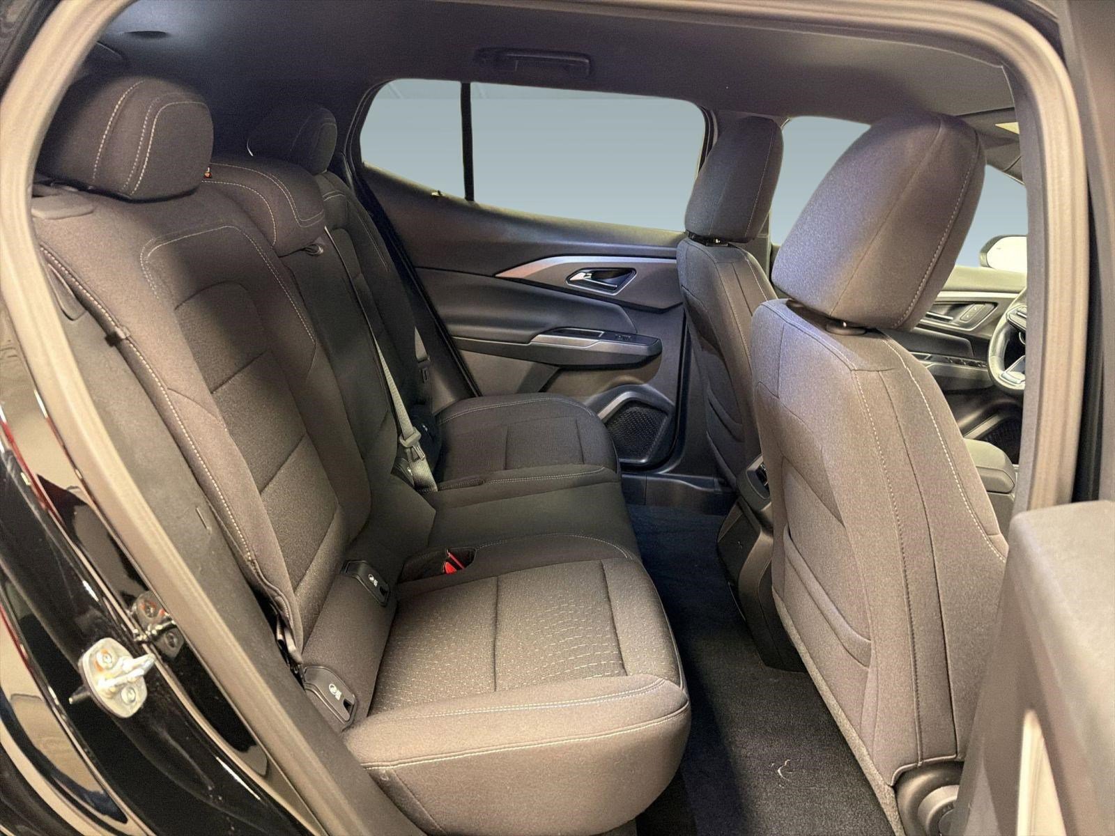 Used 2025 Chevrolet Equinox EV LT FWD image 28