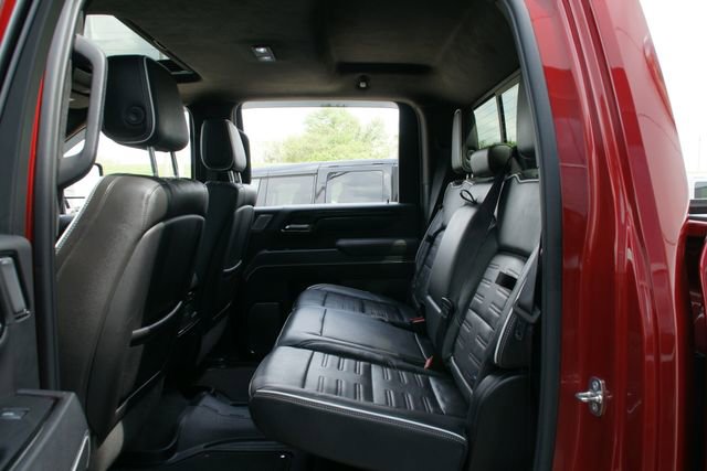 Used 2024 GMC Sierra 2500 AT4X AWD/4WD image 30