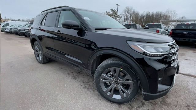 New 2026 Ford Explorer Active w/ Active Comfort Package image 8