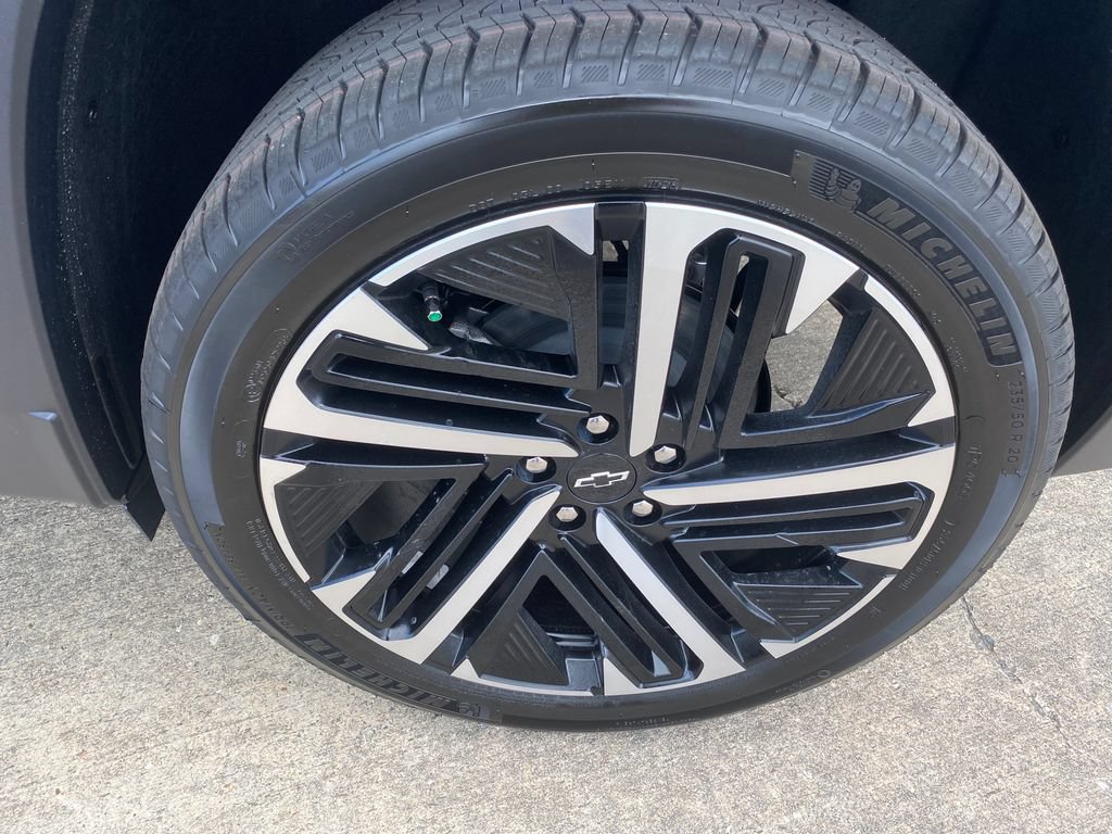 New 2026 Chevrolet Equinox RS w/ Convenience Package III FWD image 29