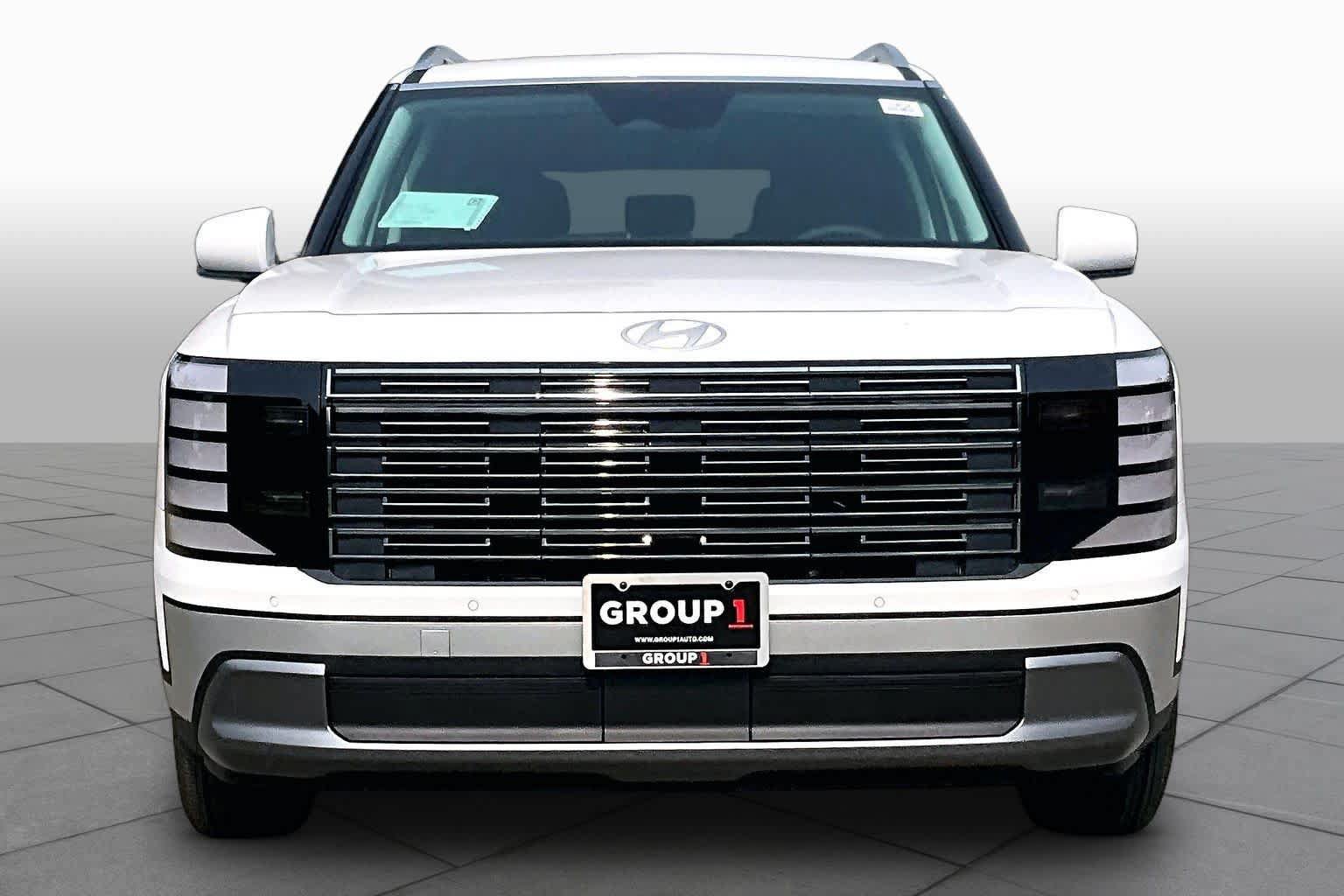 New 2026 Hyundai Palisade FWD Hybrid image 3