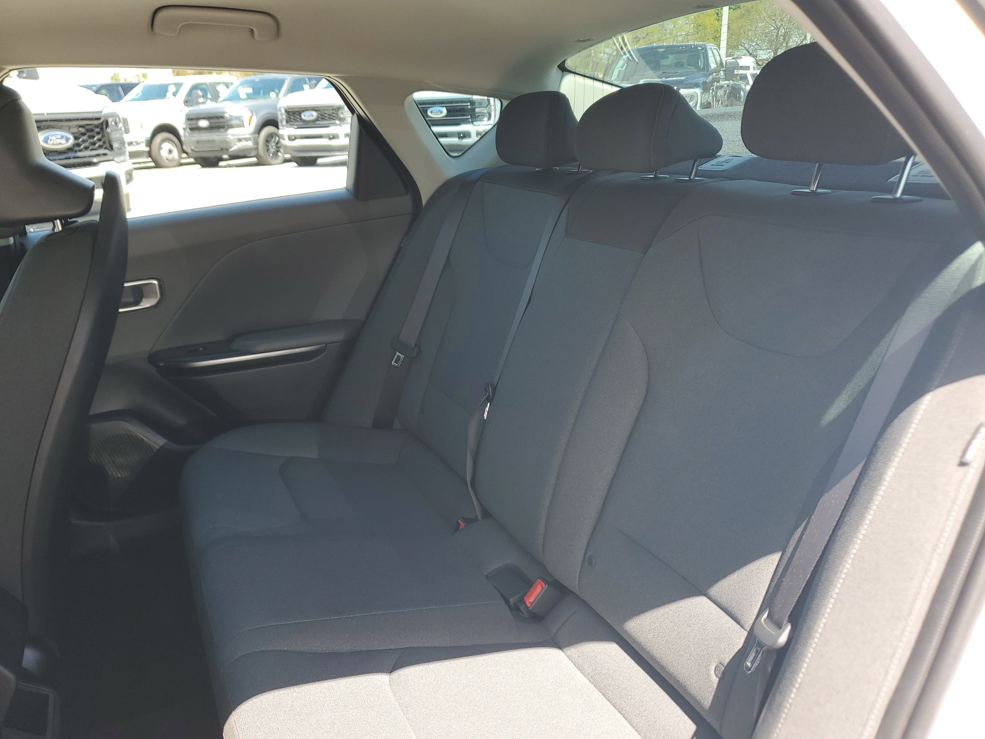 Used 2025 Kia K4 LXS image 12