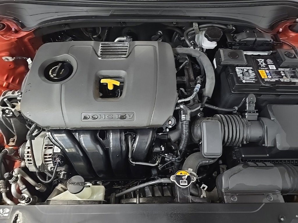 Used 2023 Kia Forte LXS image 12