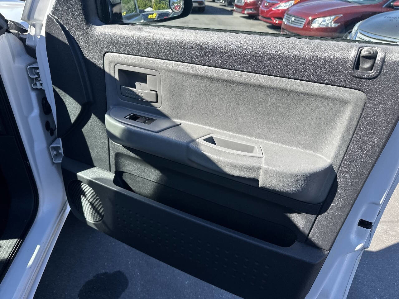 Used 2011 Dodge Dakota Big Horn image 11