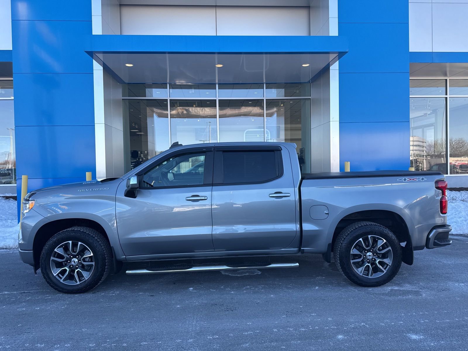 Used 2023 Chevrolet Silverado 1500 RST image 8