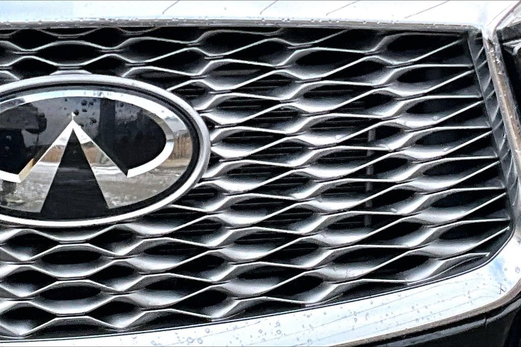 Certified 2022 INFINITI QX55 Luxe w/ Cargo Package image 11