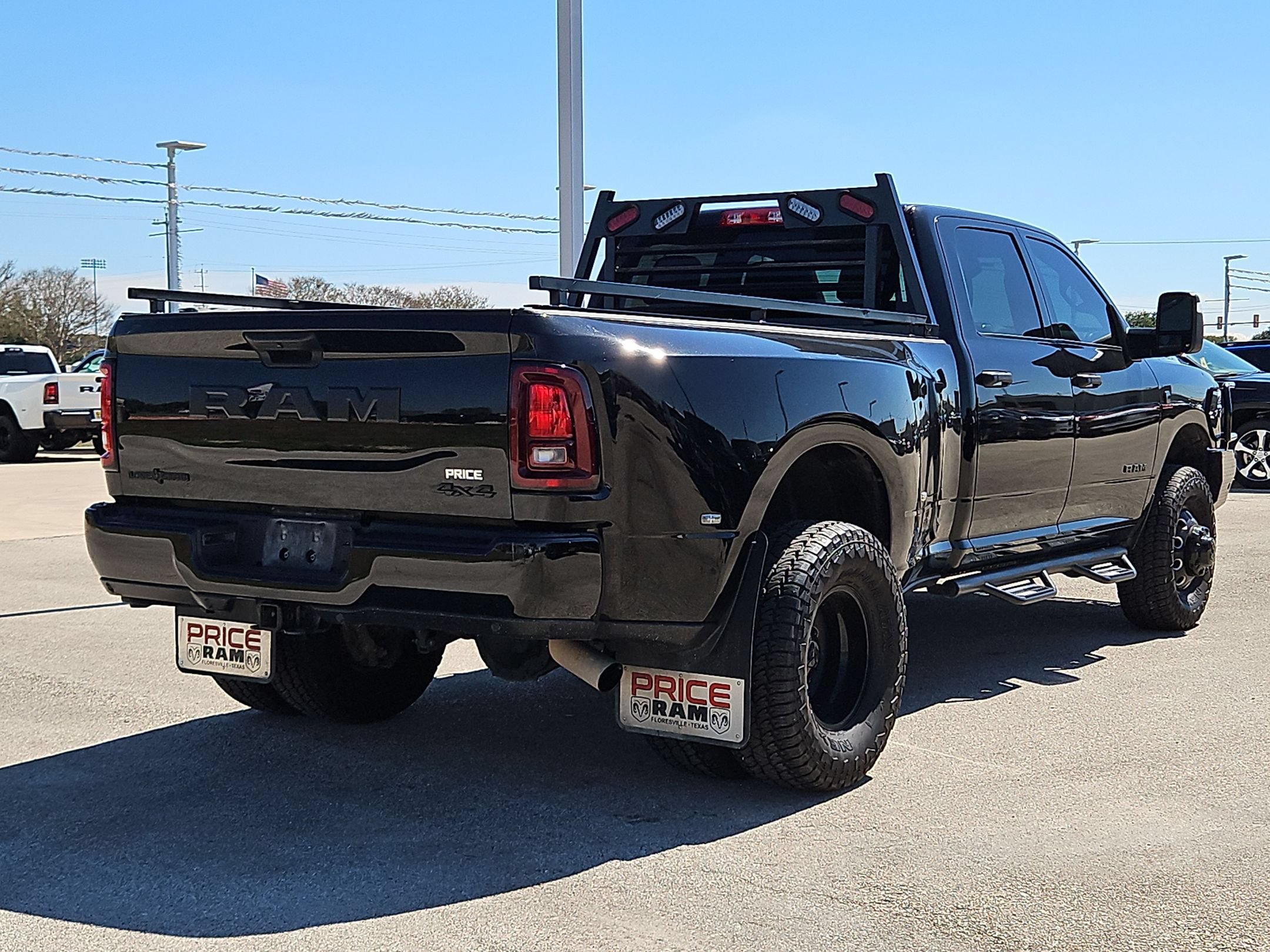 Used 2025 RAM 3500 Lone Star AWD/4WD image 3