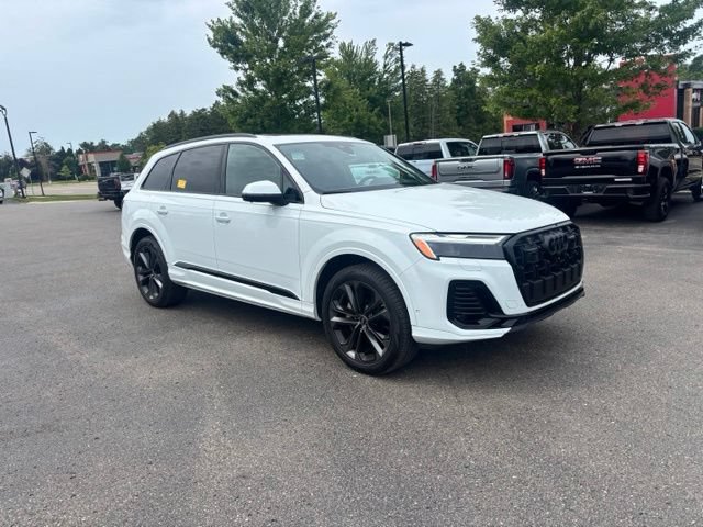 Certified 2025 Audi Q7 3.0T Premium Plus AWD/4WD image 4