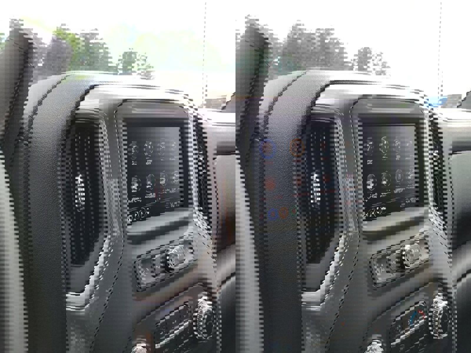 New 2025 GMC Sierra 2500 Pro w/ 1SA Pro Safety Plus Package image 16