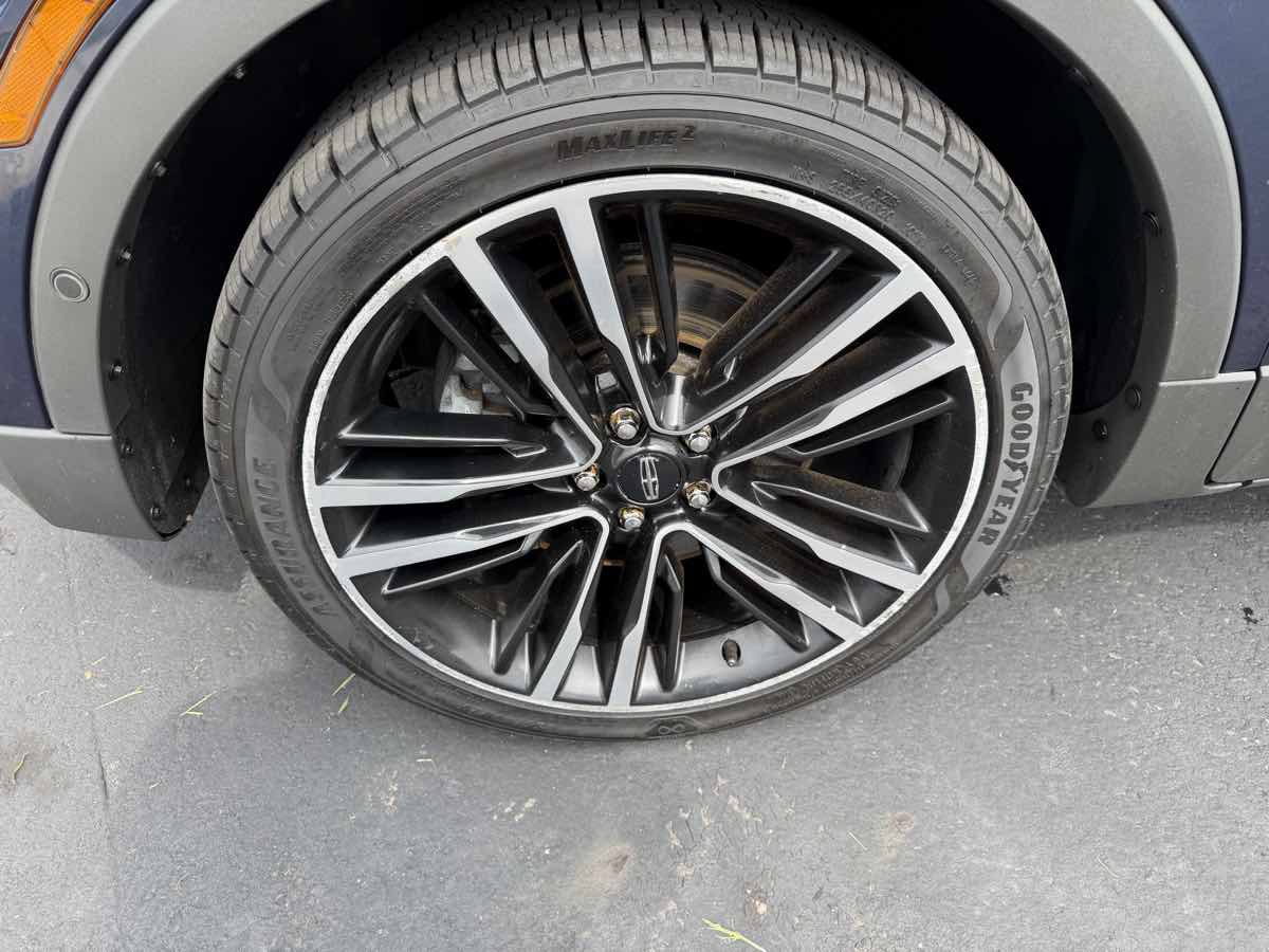 Used 2017 Lincoln MKC Reserve AWD/4WD image 8