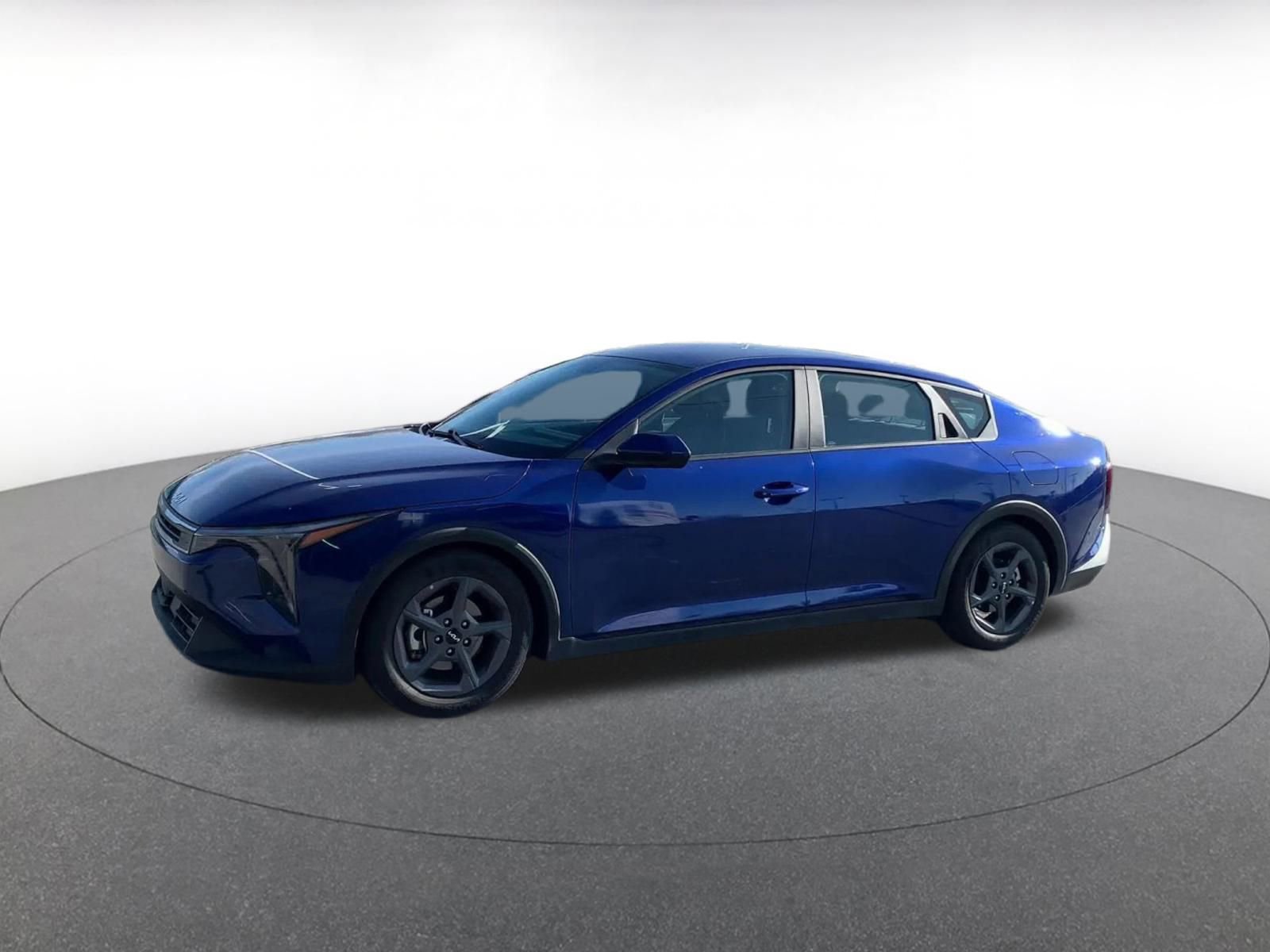 Used 2025 Kia K4 LXS image 9