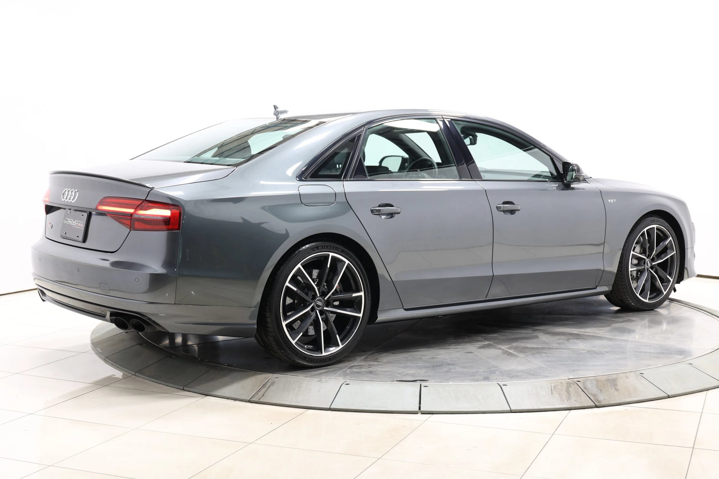 Used 2016 Audi S8 Plus AWD/4WD image 4