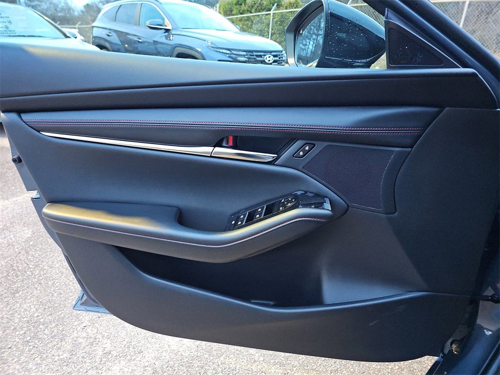 New 2026 MAZDA MAZDA3 Carbon image 28