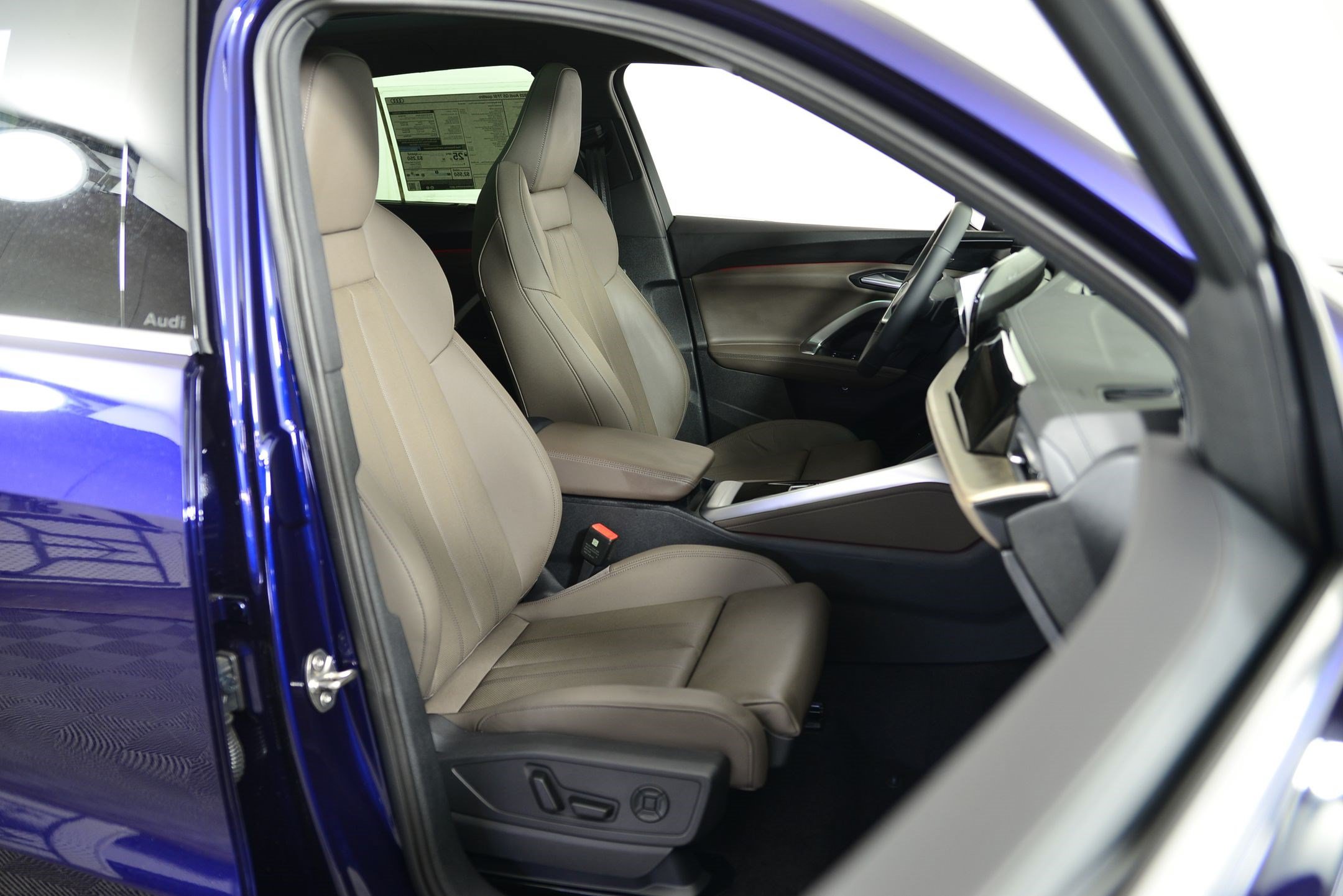 New 2025 Audi Q5 Premium AWD/4WD image 16