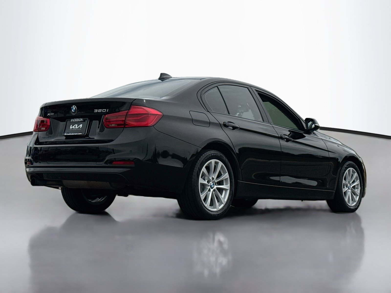 Used 2016 BMW 320i xDrive Sedan AWD/4WD image 7