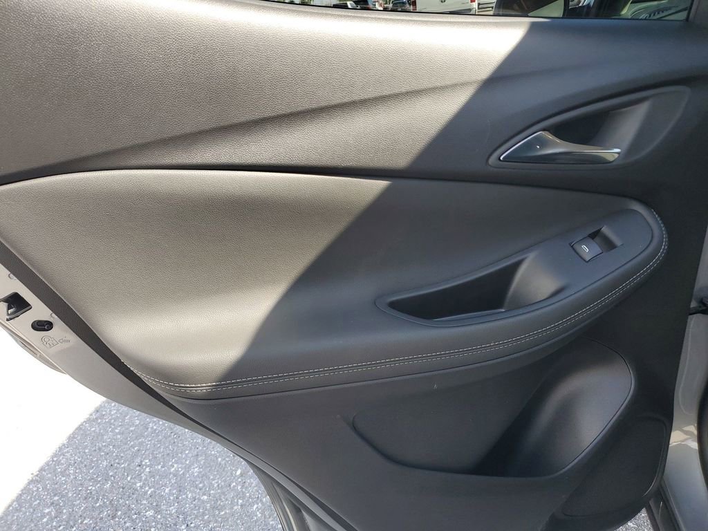 Used 2023 Buick Encore GX Select image 44