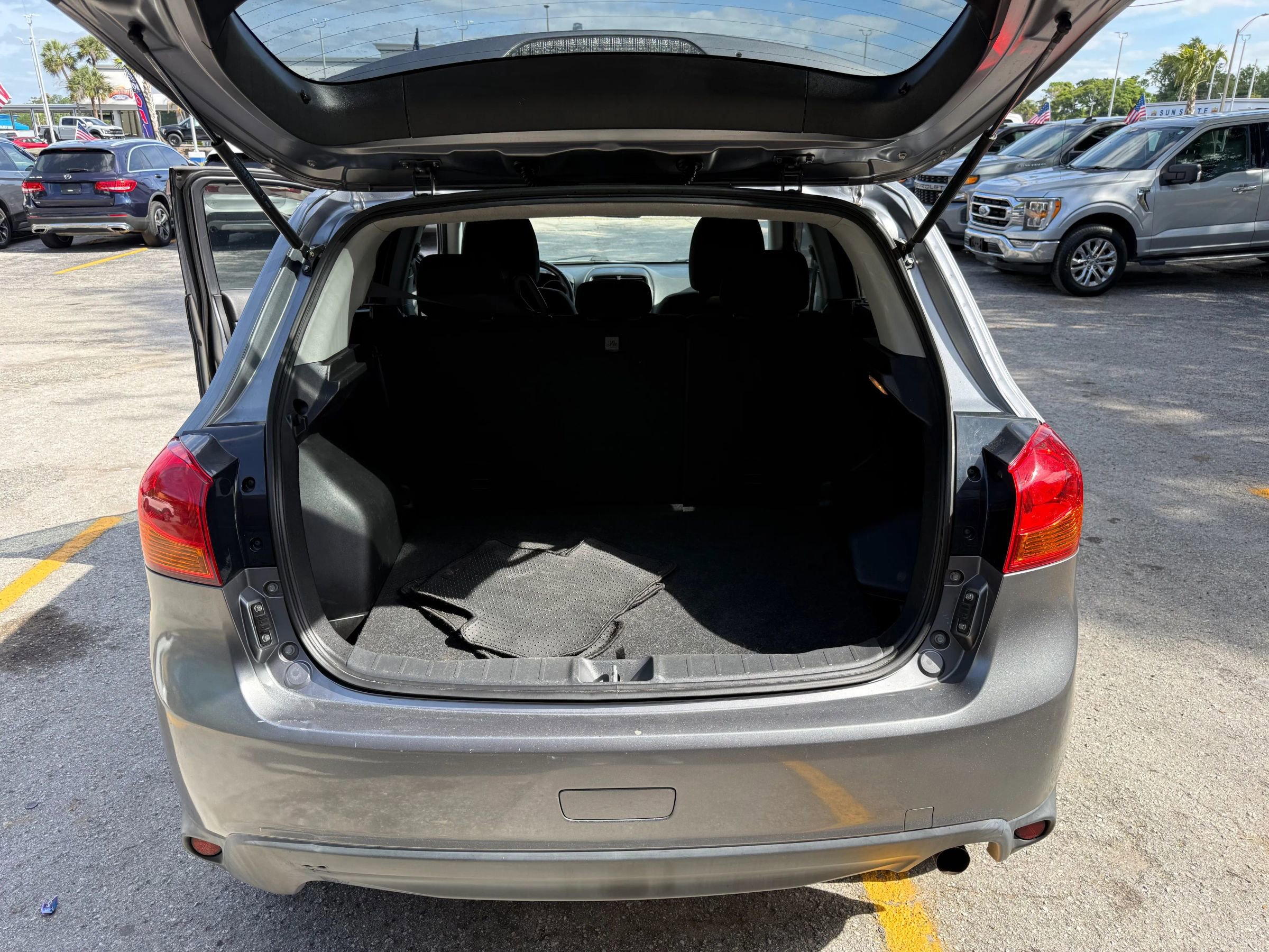 Used 2017 Mitsubishi Outlander Sport ES FWD image 7