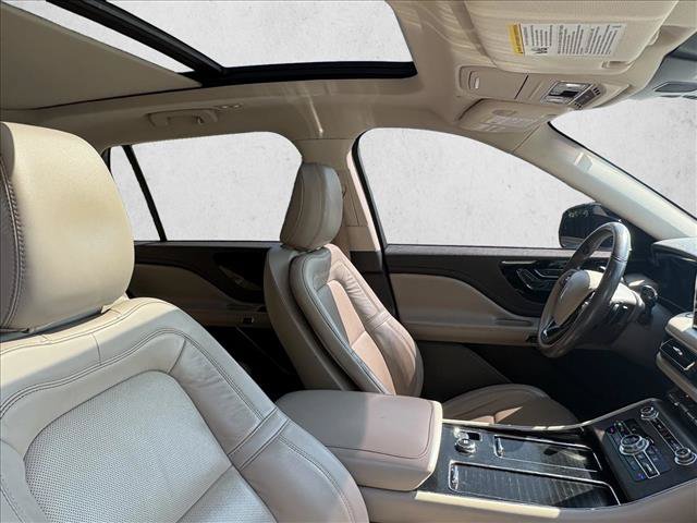 Used 2023 Lincoln Aviator Reserve RWD image 27