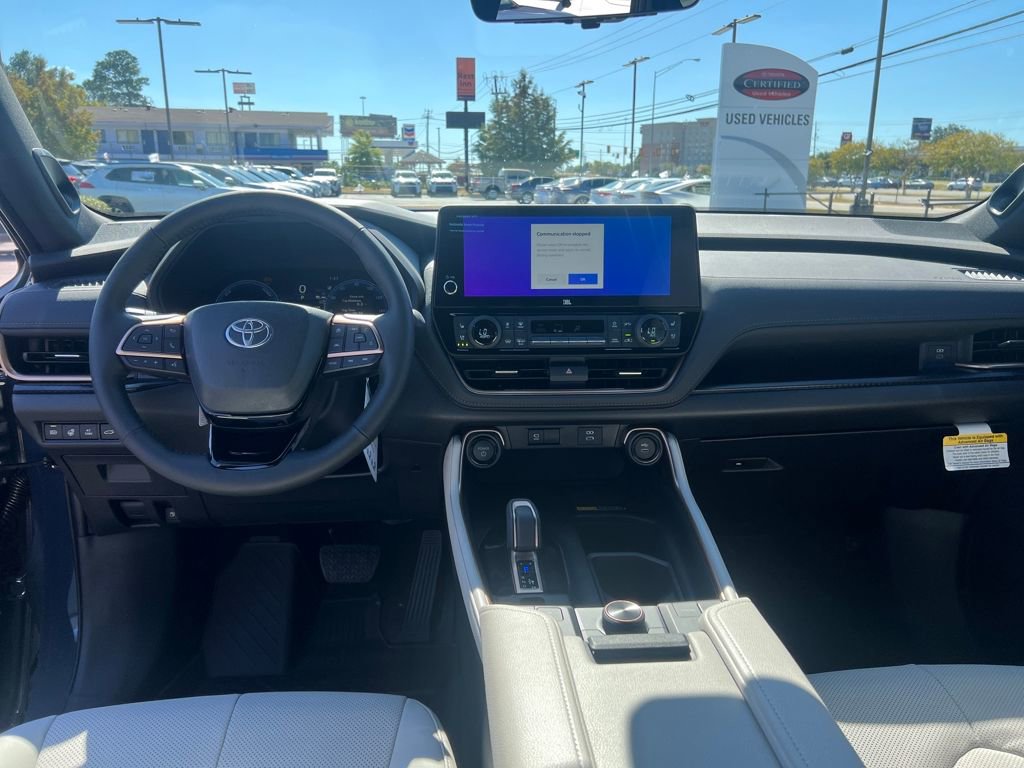New 2026 Toyota Grand Highlander AWD Hybrid image 12