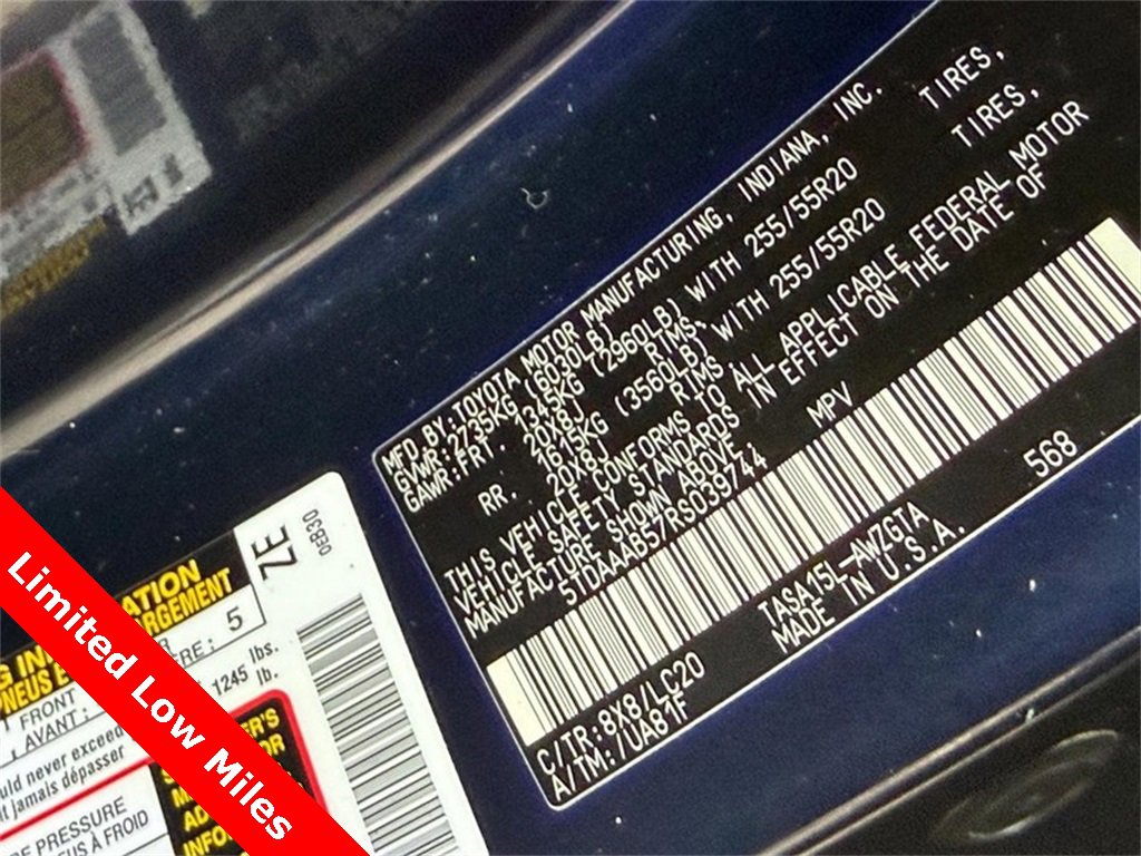 Used 2024 Toyota Grand Highlander Limited image 32