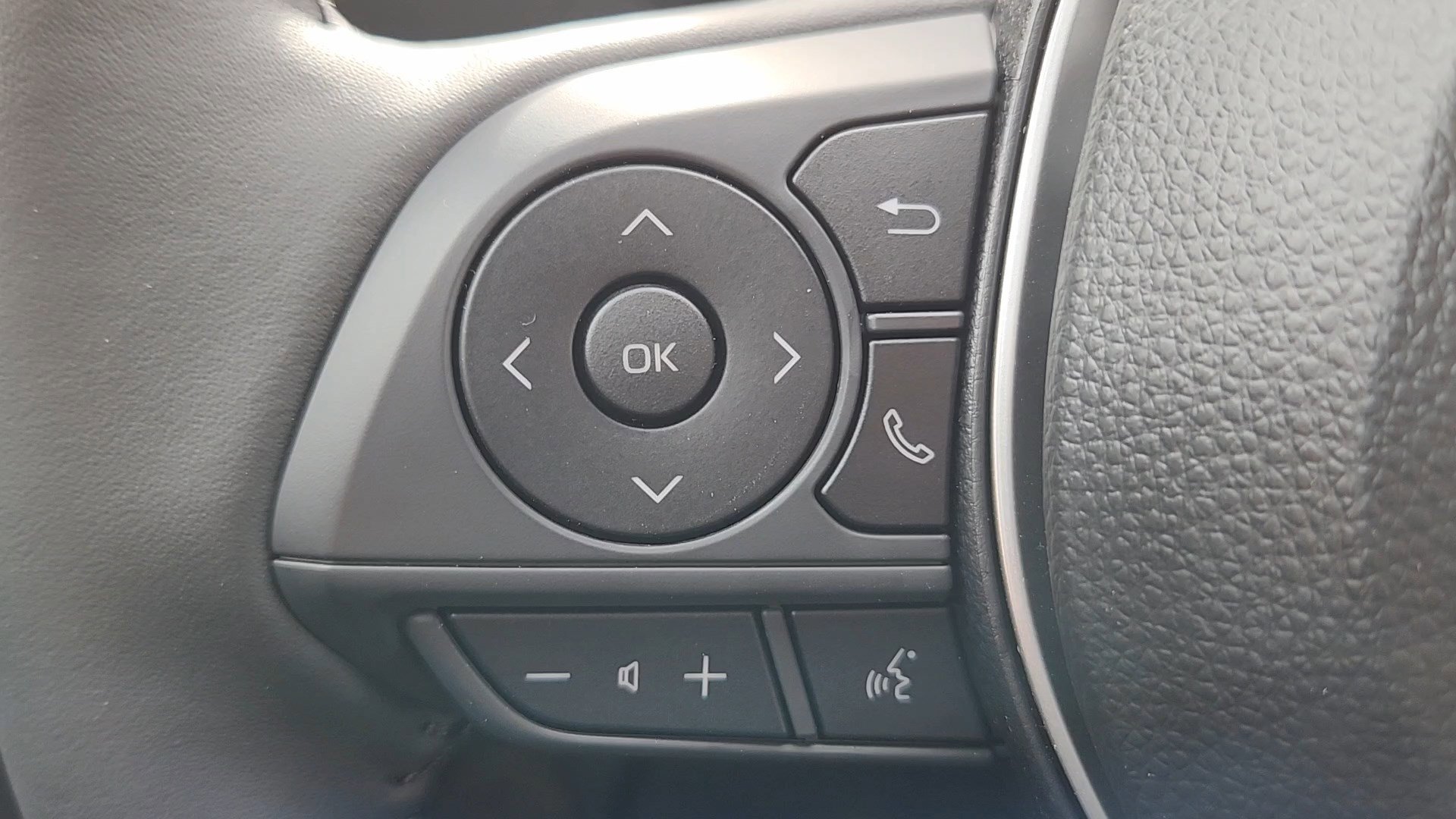 New 2026 Toyota Corolla Cross XLE image 11