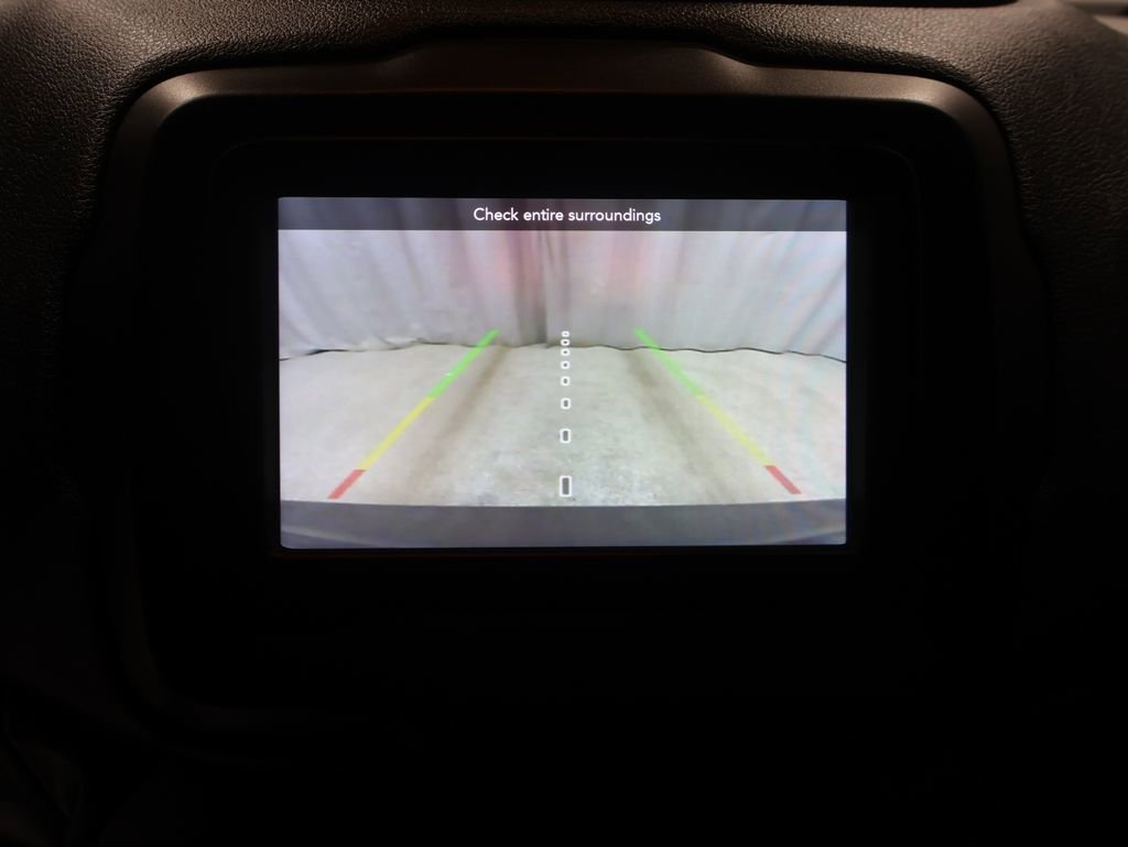 Used 2020 Jeep Renegade Limited image 27