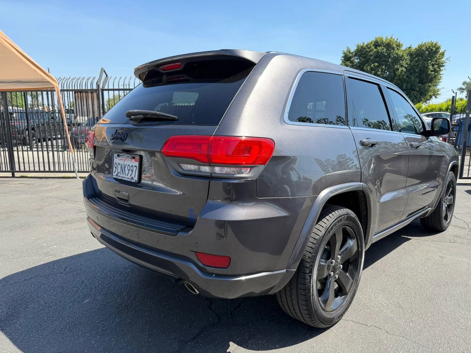 Used 2014 Jeep Grand Cherokee Altitude RWD image 20