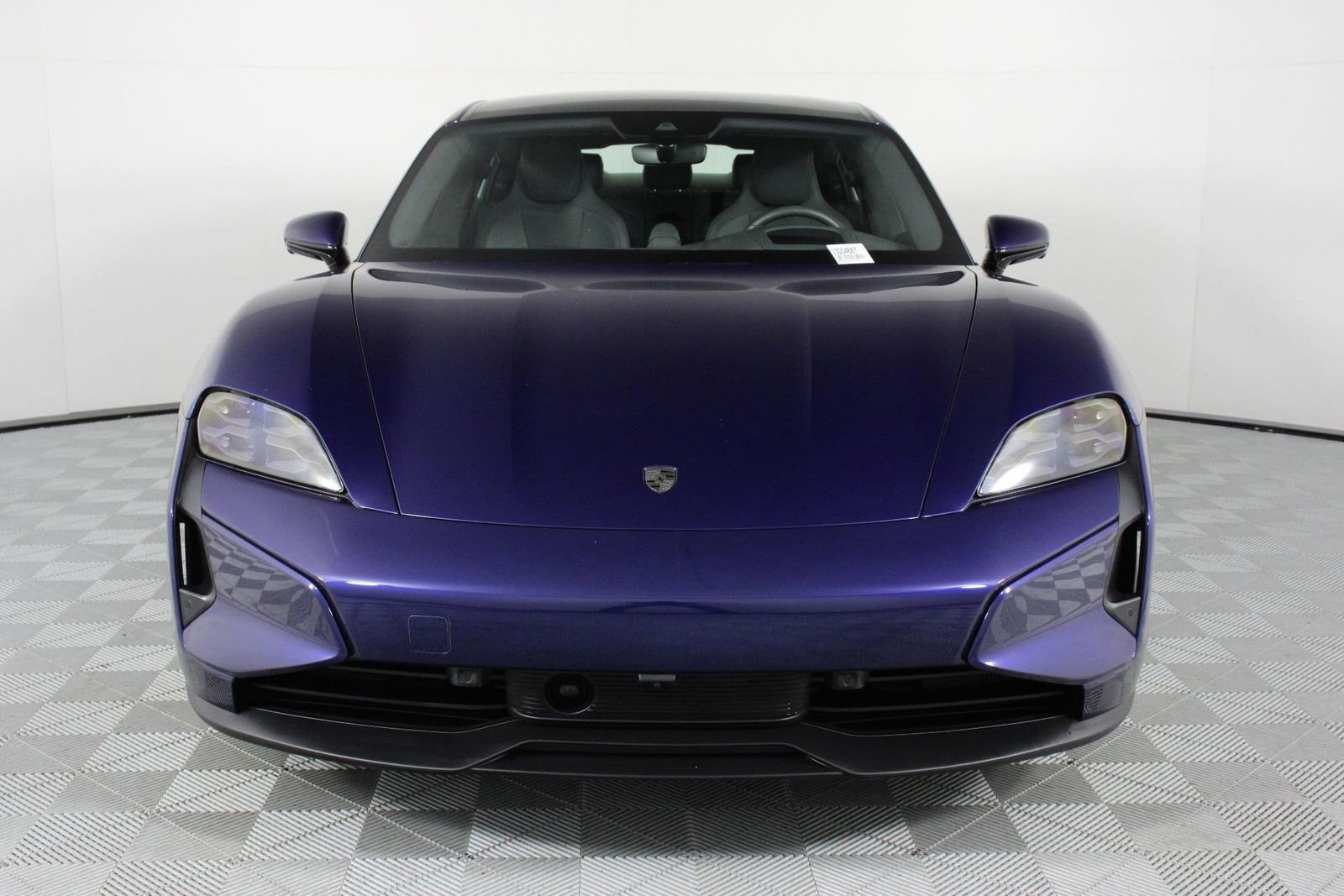 Certified 2025 Porsche Taycan Turbo image 10