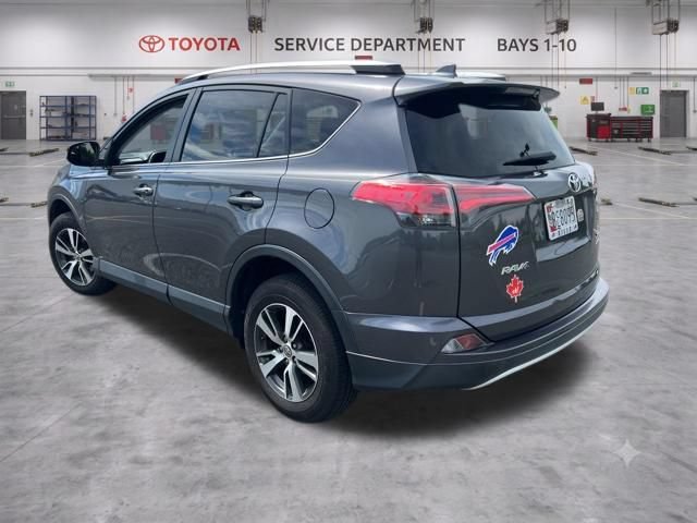 Used 2016 Toyota RAV4 XLE AWD/4WD image 5