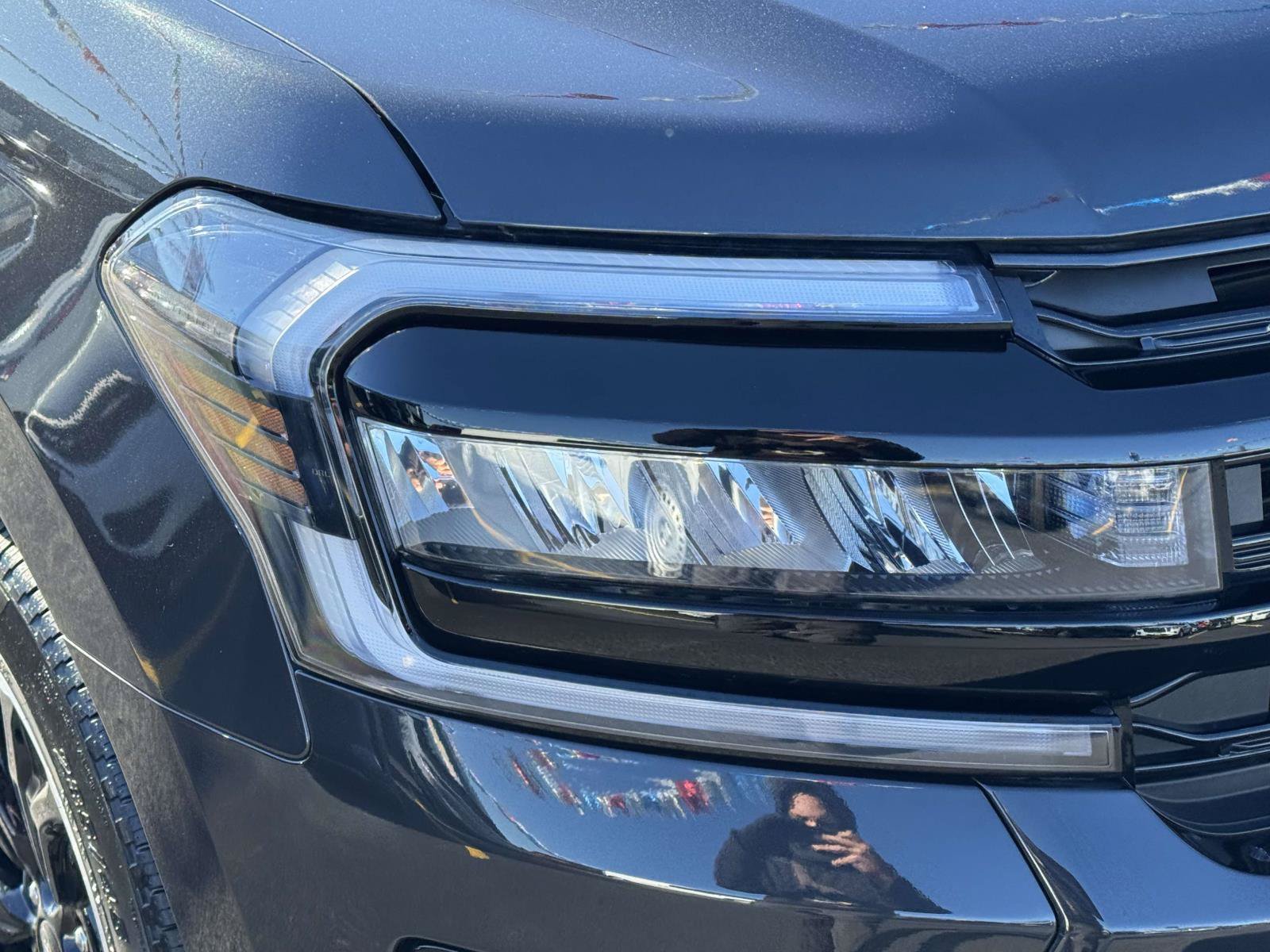 Used 2024 Ford Expedition Max Limited AWD/4WD image 8