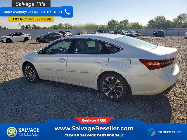 Used 2018 Toyota Avalon XLE Premium w/ All Weather Liner Package FWD image 3