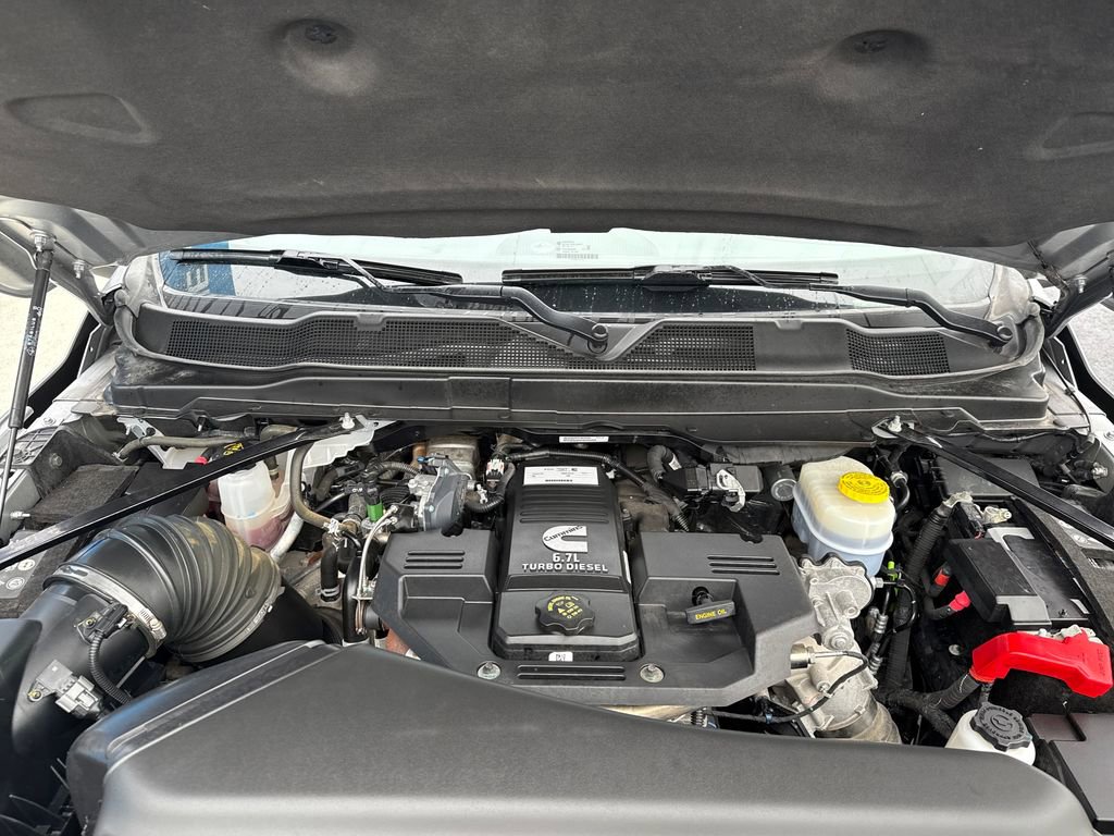 Used 2024 RAM 2500 Laramie image 28
