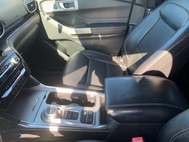 Certified 2022 Ford Explorer Limited w/ Equipment Group 301A RWD image 35