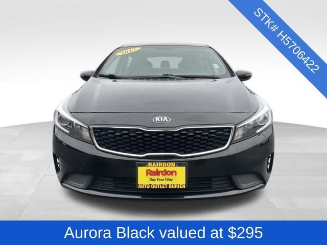Used 2017 Kia Forte LX image 2