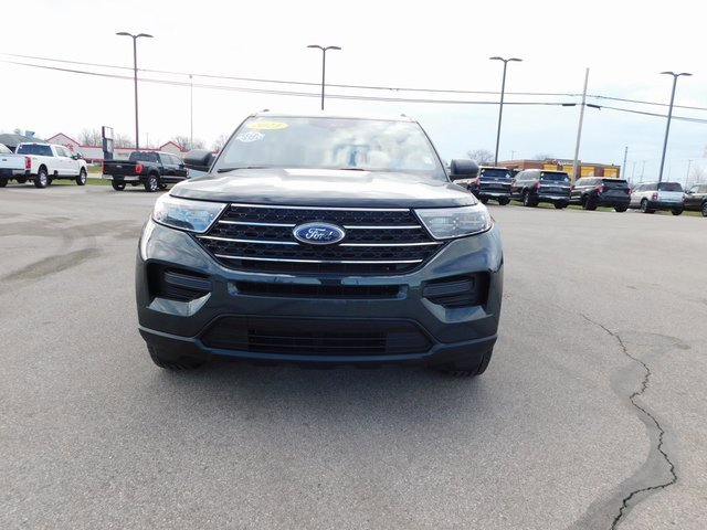 Used 2023 Ford Explorer XLT image 8