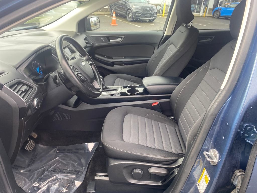 Used 2018 Ford Edge SE image 11