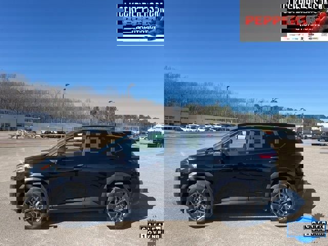 Used 2023 Nissan Rogue S image 3