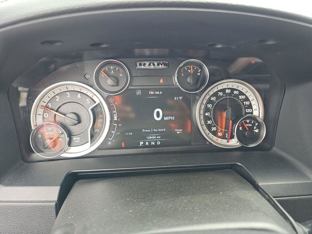 Used 2014 RAM 2500 Laramie w/ Black Appearance Group AWD/4WD image 12