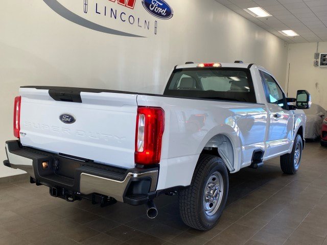 New 2026 Ford F250 XL w/ XL Chrome Package image 14