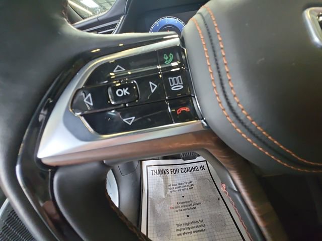 Used 2021 Jeep Grand Cherokee L Summit w/ Luxury Tech Group V AWD/4WD image 20