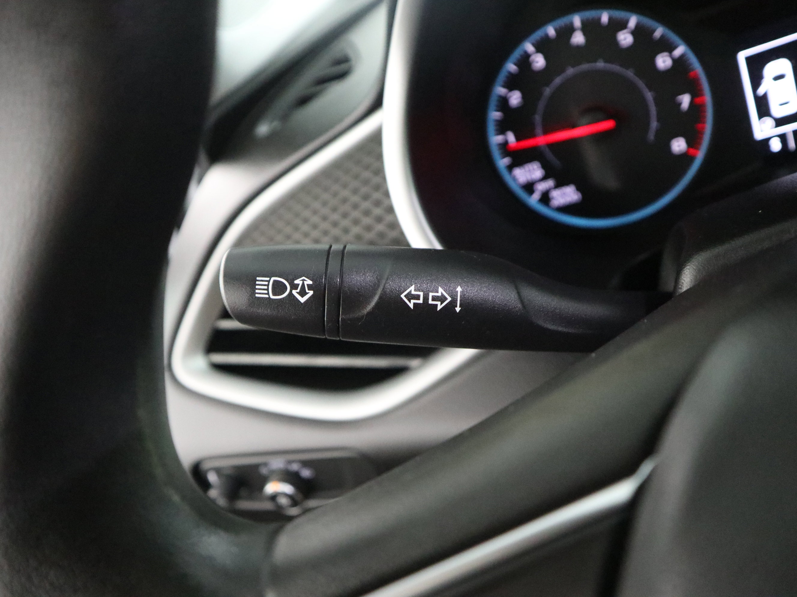 Used 2018 Chevrolet Malibu LS FWD image 24