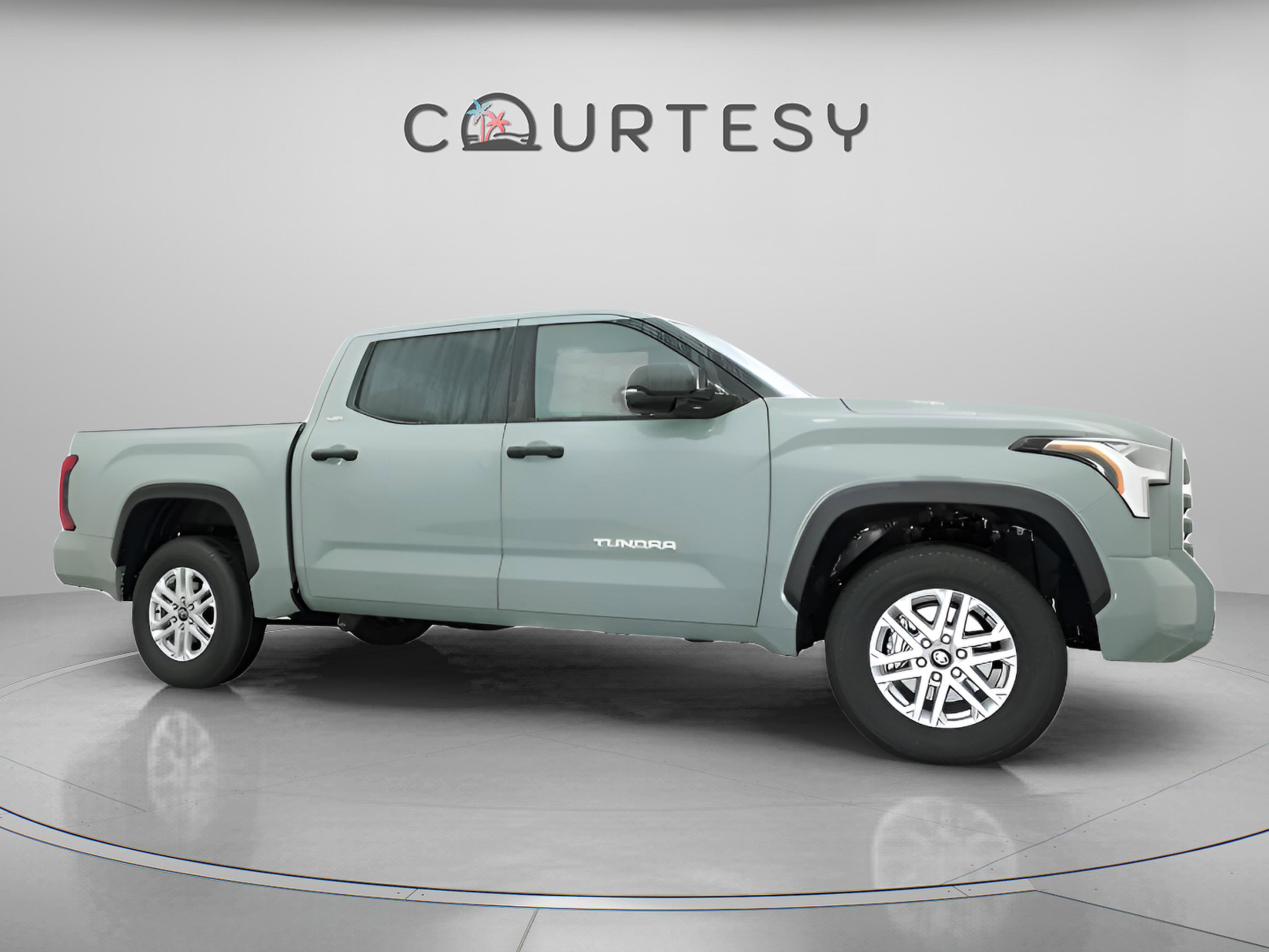 New 2025 Toyota Tundra SR5 w/ SR5 Convenience Package AWD/4WD image 15
