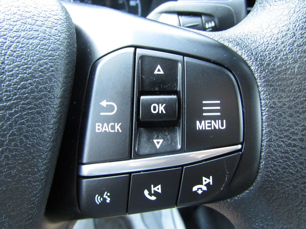 Used 2024 Ford E-Transit 148 Medium Roof image 23