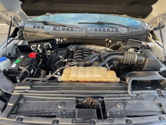 Used 2018 Ford F150 XLT w/ XTR Package image 29