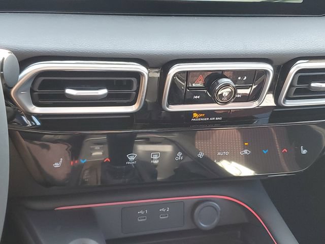 New 2026 Nissan Sentra SR w/ SR All Weather Package FWD image 30
