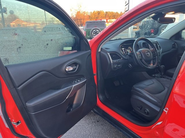 Used 2021 Jeep Cherokee Latitude Lux image 4