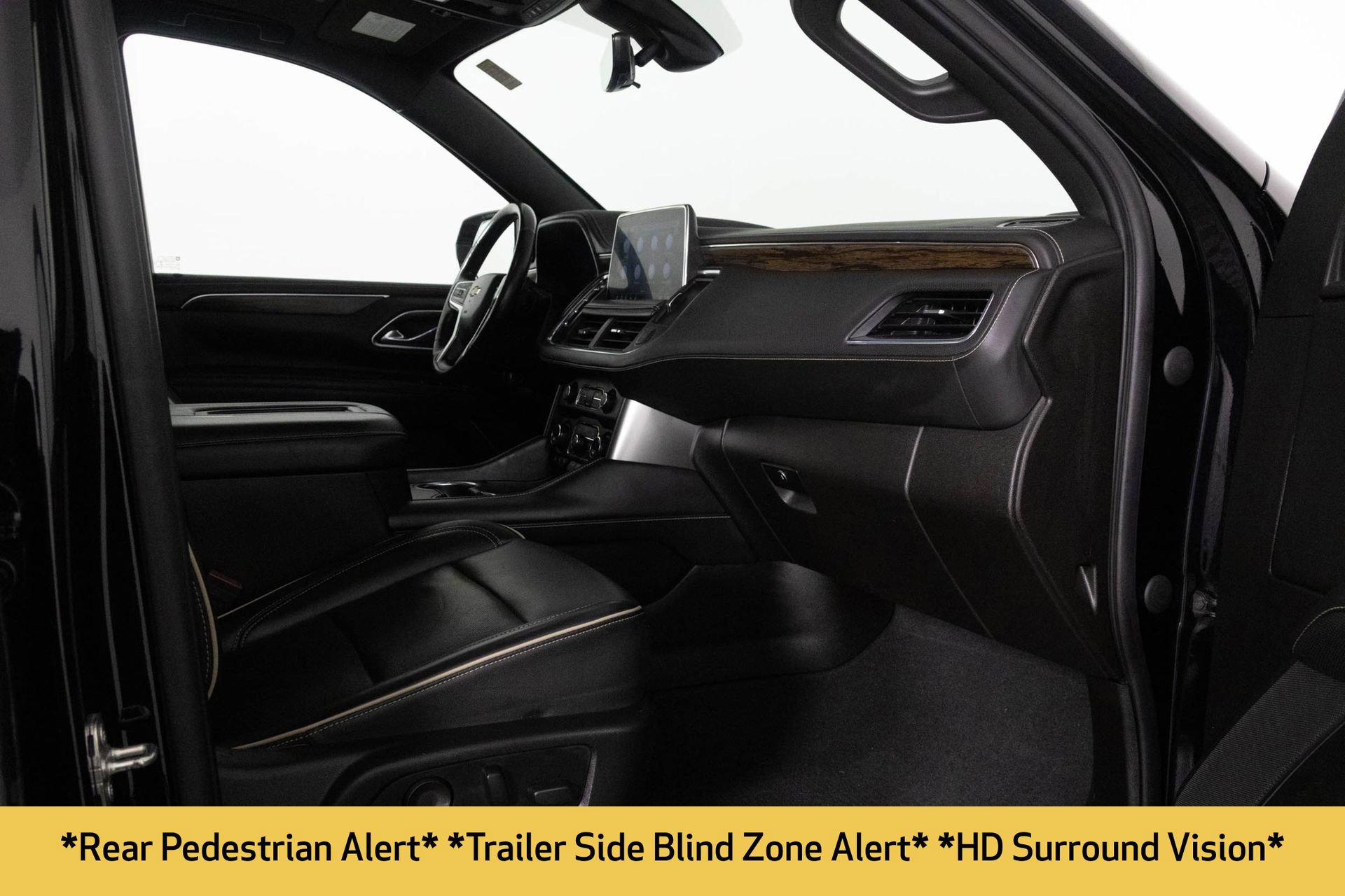 Used 2021 Chevrolet Suburban Premier w/ Premium Package image 45