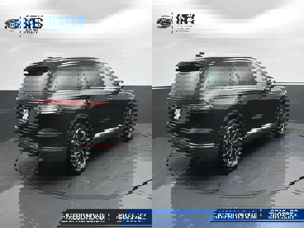 New 2026 Lincoln Aviator Reserve image 2