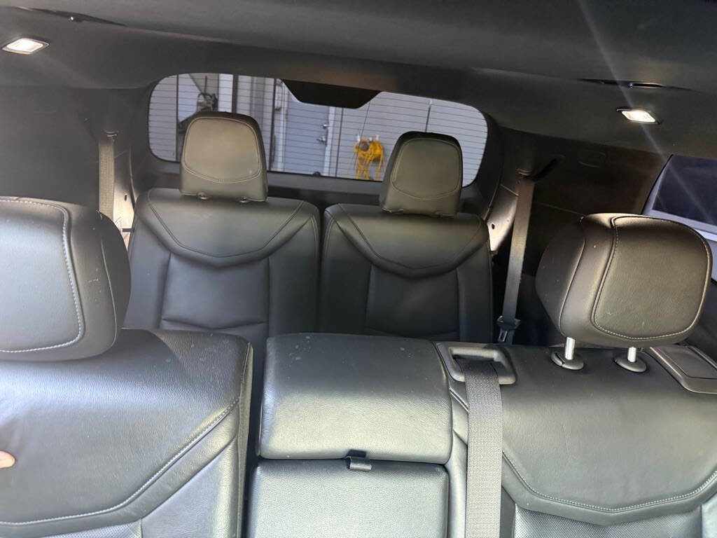 Used 2020 Cadillac XT6 Premium Luxury image 17